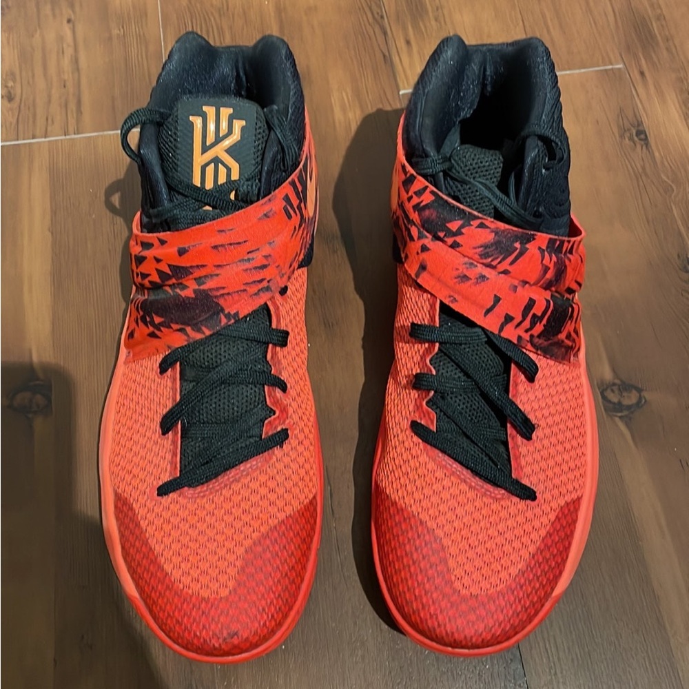 Nike Kyrie Irving 2 EP Inferno HARD TO FIND- SPECIAL EDITION